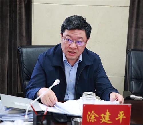 彰显省会担当，，，，，，我们城投人这么干！